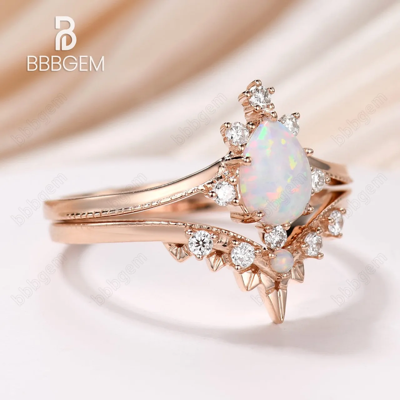 14K/18K Gold Vintage Pear Shaped Opal White Gold Engagement Ring Milgrain Bridal Set