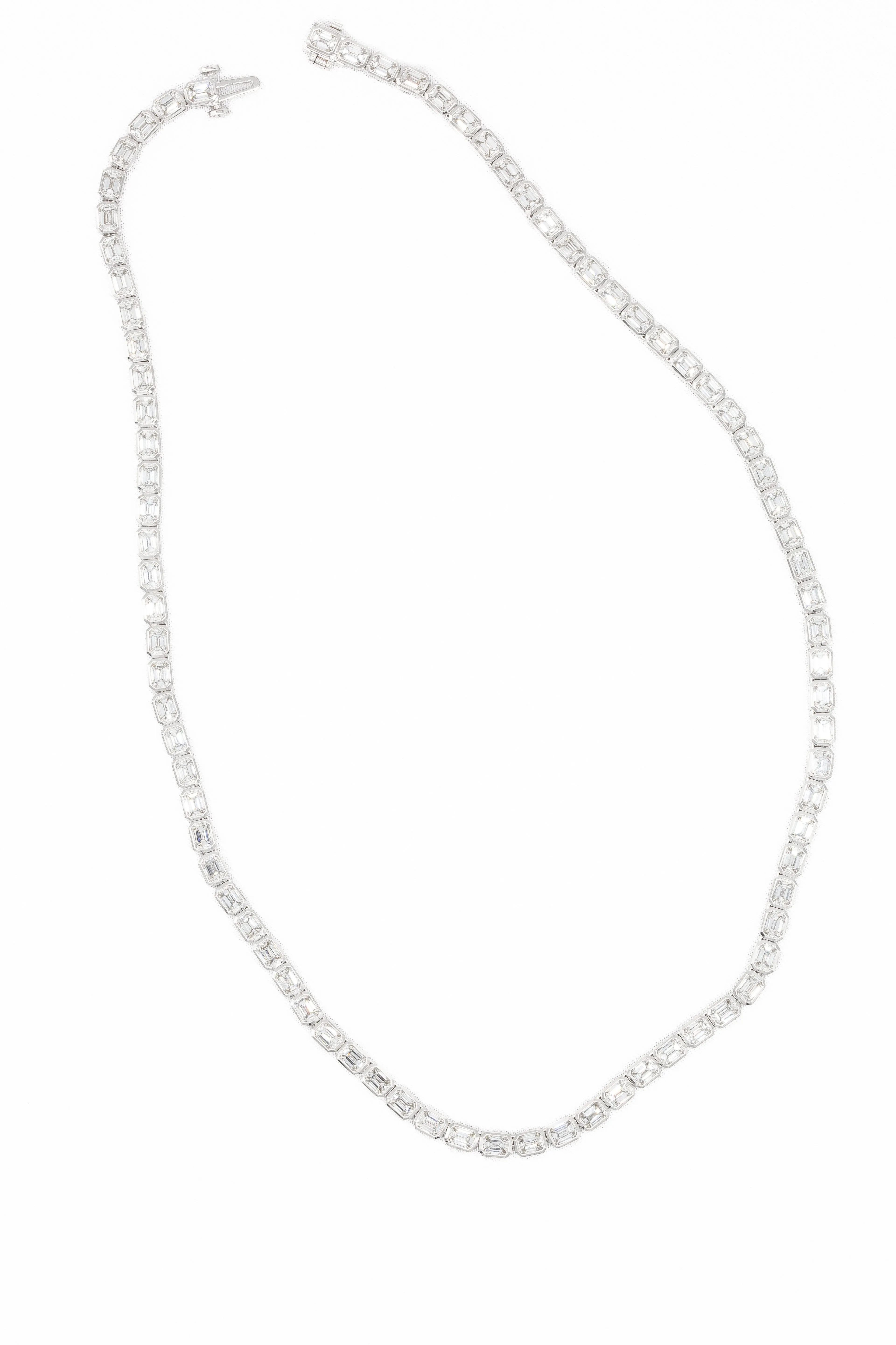 15.51ct 18k White Gold Diamond Necklace