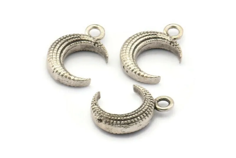 Antique Silver Moon Charm, 6 Antique Silver Plated Brass Textured Horn Charms With 1 Loop, Pendant (12x3.6x3.65mm) N0302