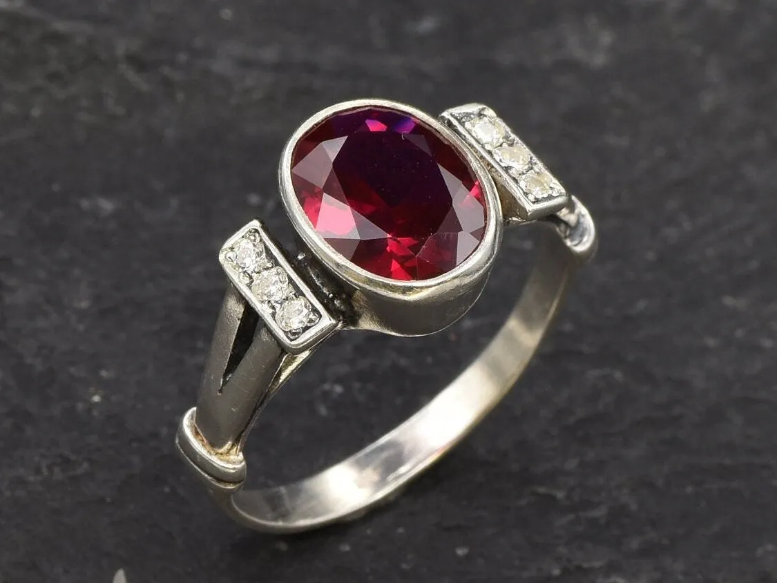 Classy Ruby Ring - Red Bezel Ring - Vintage Oval Ring