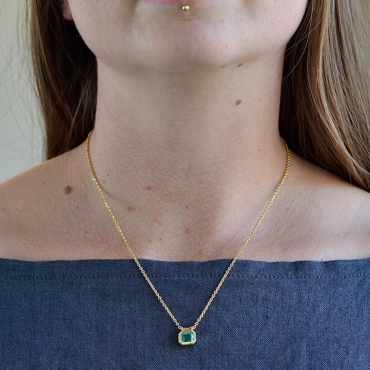 Duo Bale Emerald Necklace