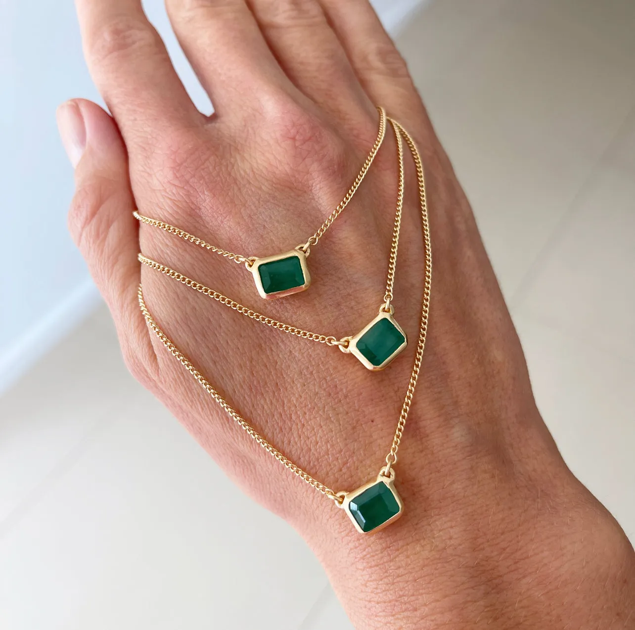 EMERALD DECO NECKLACE