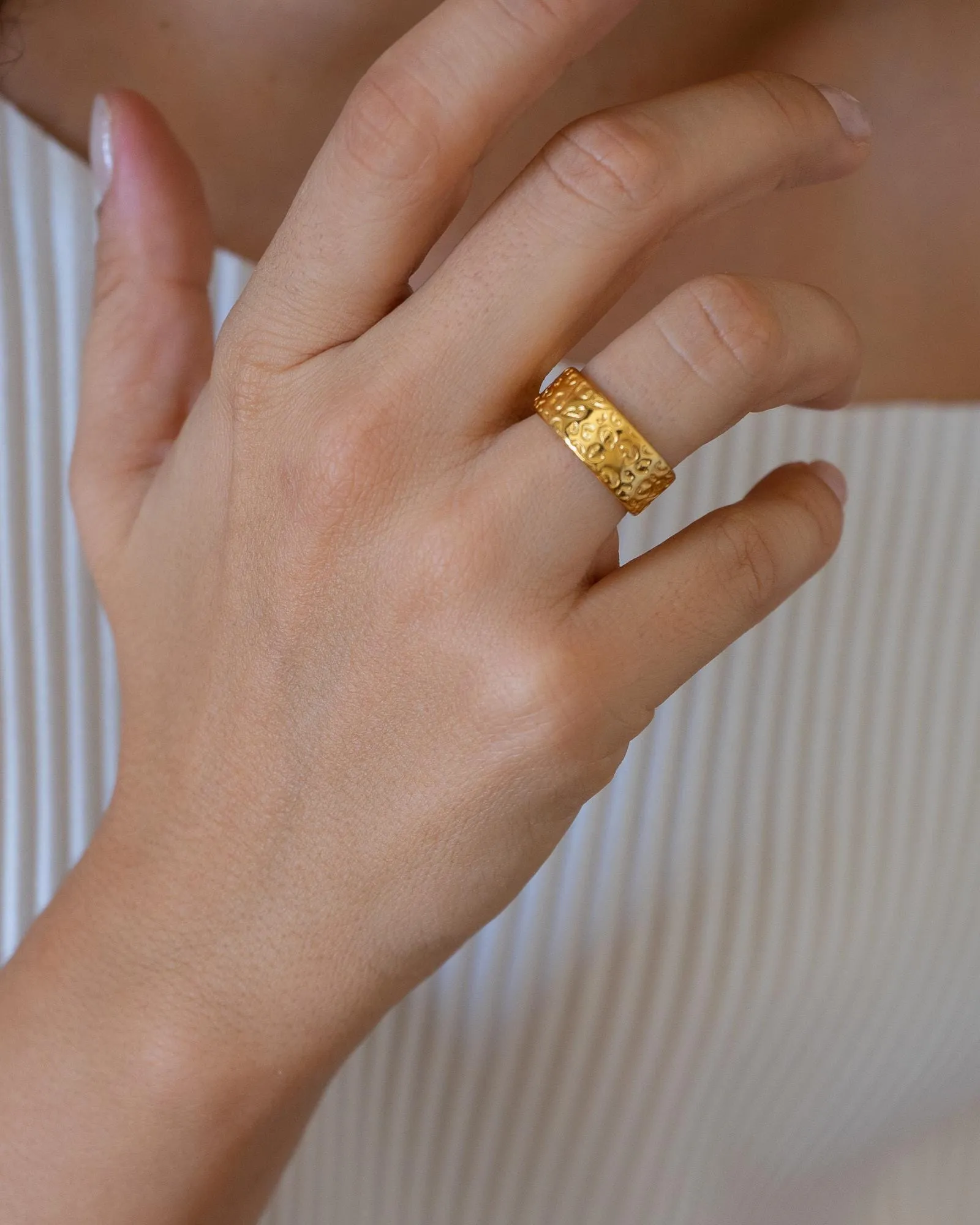 Gold Animal Print Pattern Ring