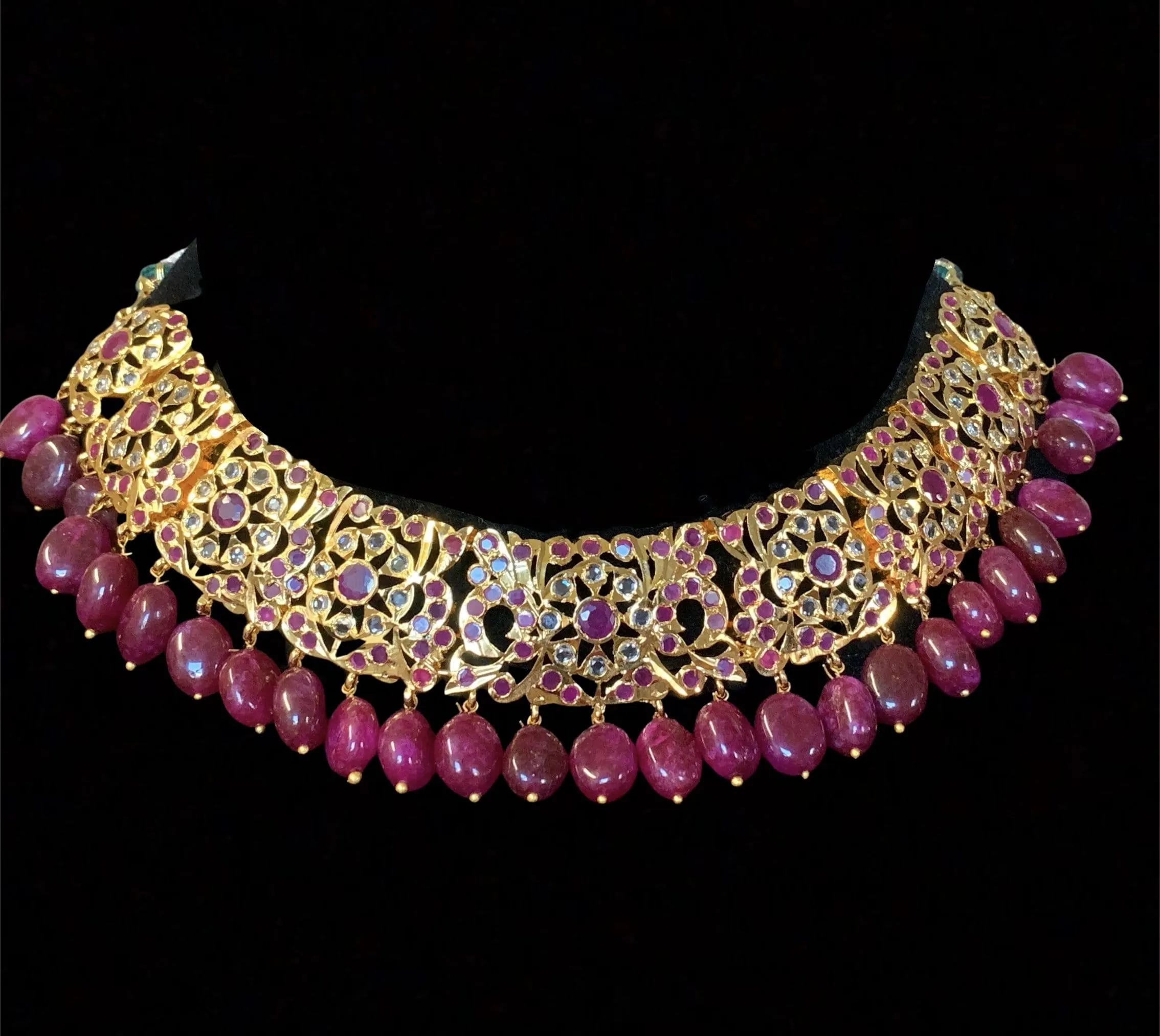 Heena necklace set in rubies ( SHIPS IN 4 WEEKS )