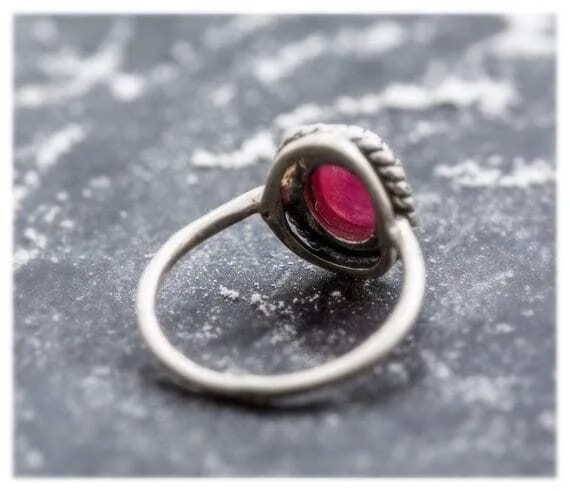 Ruby Vintage Ring - Red Oval Ring - July Birthstone Ring