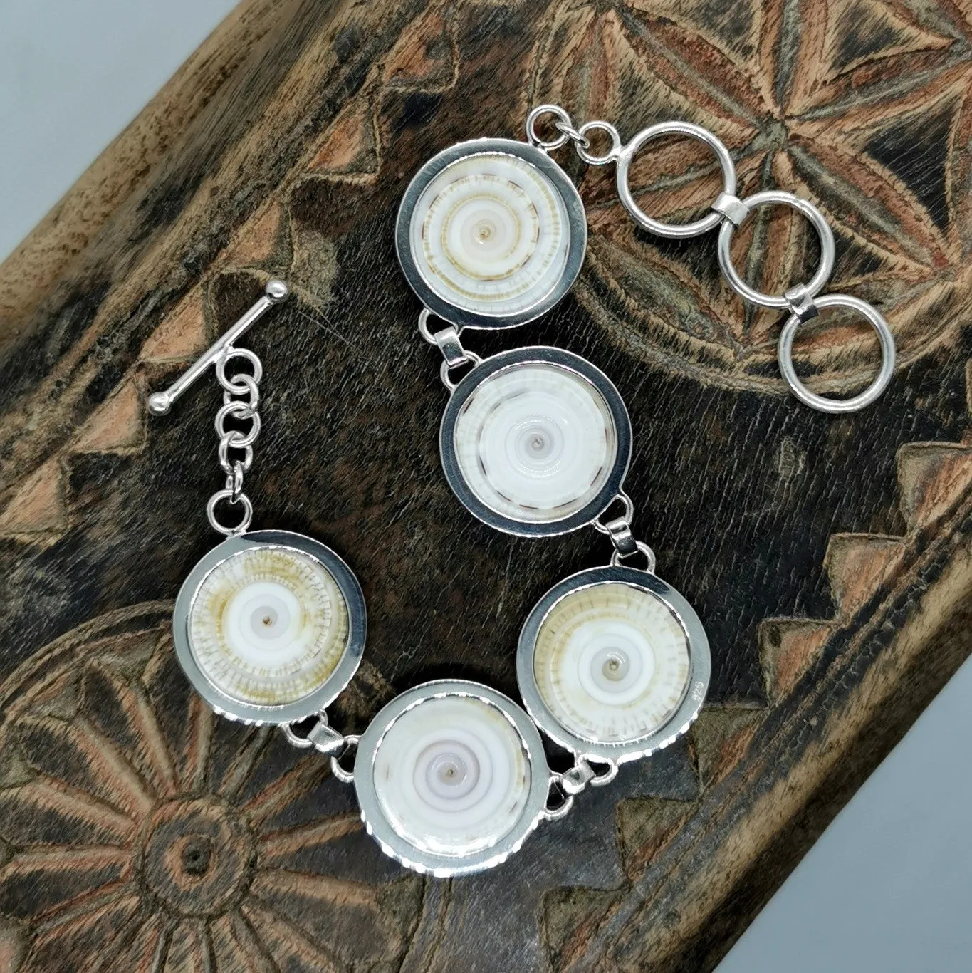 Sterling Silver Antik Shell Bracelet