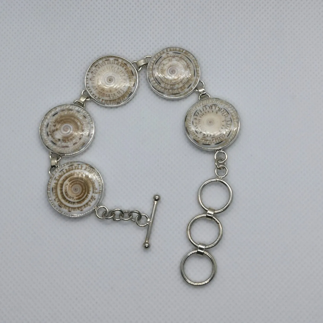 Sterling Silver Antik Shell Bracelet